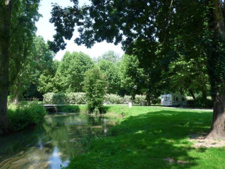 Maitre d'ouvrage : Communauté de communes de Jarnac

 


	Architecte : Mesnard Brodeur
	: 1276700 €
	Lieu :   Jarnac